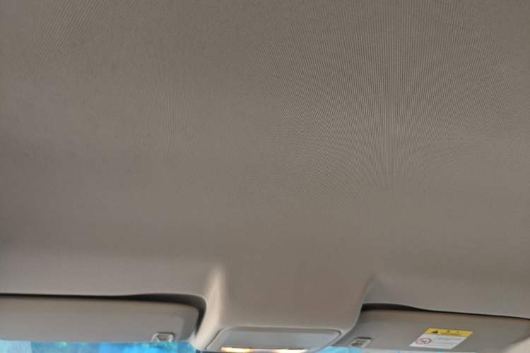 Used Chevrolet Cruze 2015 1.5L Classic SL MT Headliner