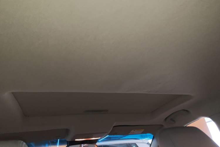 Used Chevrolet Cruze 2015 1.5L Classic SE MT Headliner