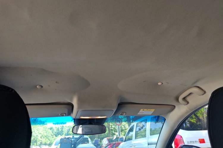 Used Chevrolet Cruze 2015 1.5L Classic SL MT Headliner