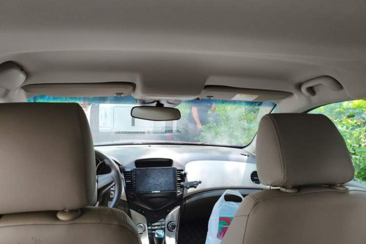 Used Chevrolet Cruze 2015 1.5L Classic SL MT Headliner