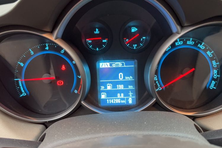 Used Chevrolet Cruze 2015 1.5L Classic SE MT Instrument Cluster