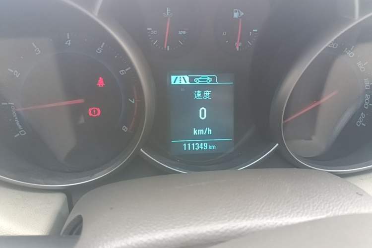 Used Chevrolet Cruze 2015 1.5L Classic SL MT Instrument Cluster