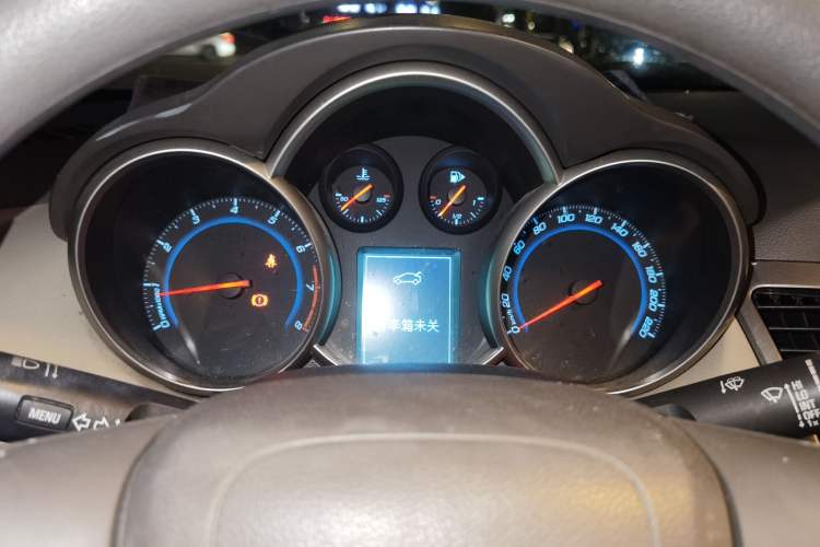 Used Chevrolet Cruze 2015 1.5L Classic SE AT Instrument Cluster