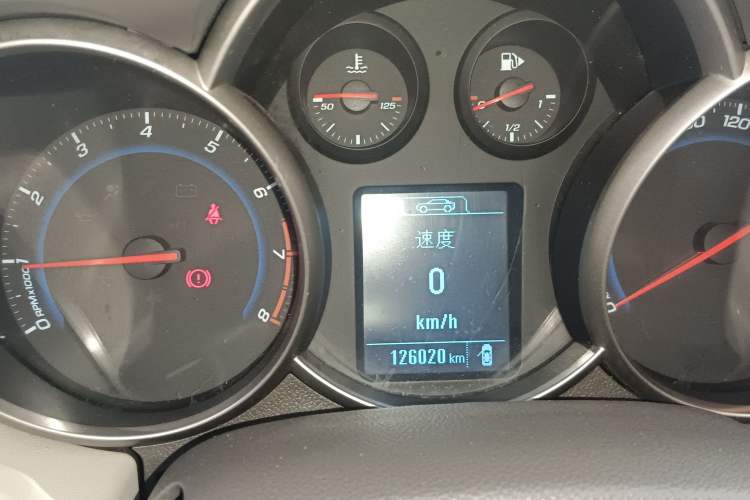 Used Chevrolet Cruze 2015 1.5L Classic SL MT Instrument Cluster
