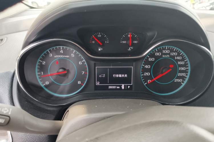 Used Chevrolet Cruze 2015 1.5L Automatic Fashion Navigation Edition Instrument Cluster