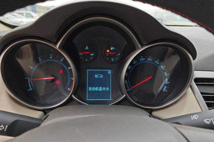 Used Chevrolet Cruze 2015 1.5L Classic SE AT Instrument Cluster