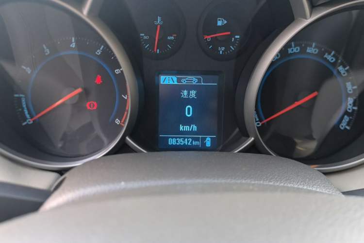 Used Chevrolet Cruze 2015 1.5L Classic SE MT Instrument Cluster