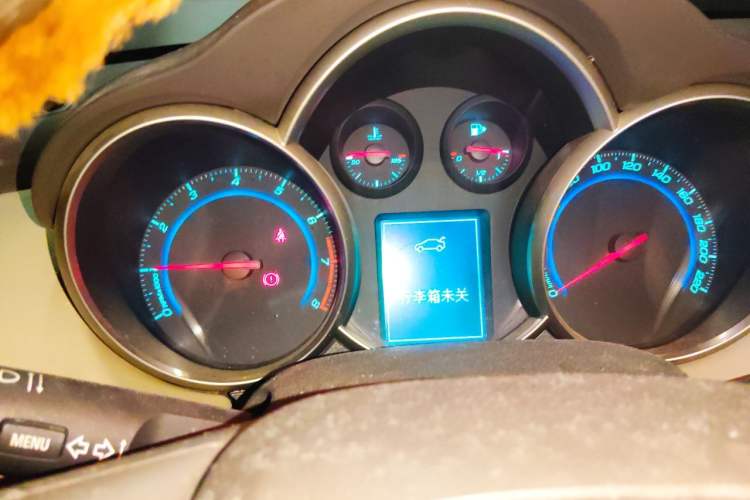 Used Chevrolet Cruze 2015 1.5L Classic SE AT Instrument Cluster