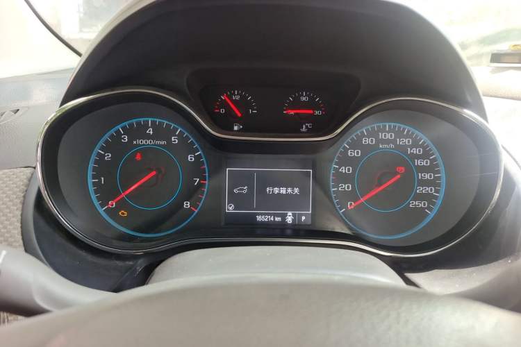 Used Chevrolet Cruze 2015 1.5L Automatic Fashion Navigation Edition Instrument Cluster