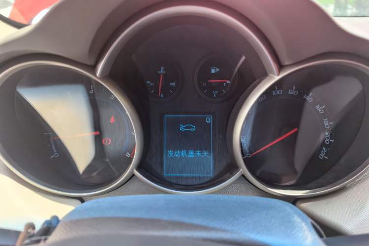 Used Chevrolet Cruze 2015 1.5L Classic SE AT Instrument Cluster