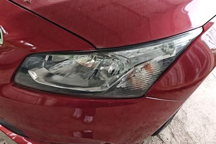 Used Chevrolet Cruze 2015 1.5L Classic SE MT Left Front Headlight