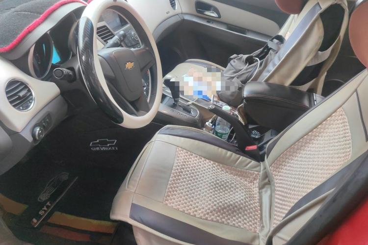 Used Chevrolet Cruze 2015 1.5L Classic SE AT Left Front Seat