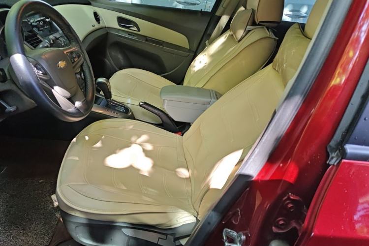 Used Chevrolet Cruze 2015 1.5L Classic SE AT Left Front Seat
