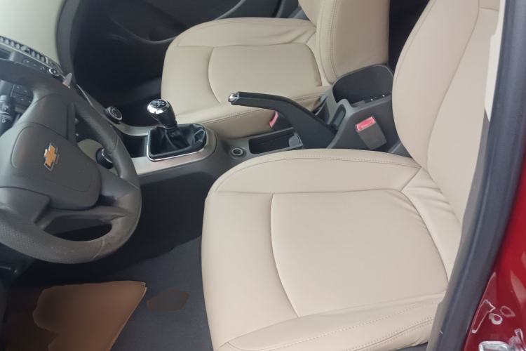 Used Chevrolet Cruze 2015 1.5L Classic SL MT Left Front Seat