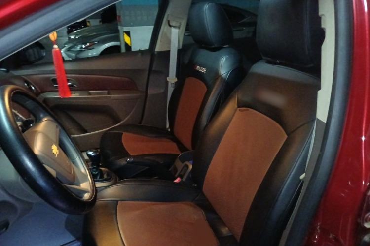 Used Chevrolet Cruze 2015 1.5L Classic SE MT Left Front Seat