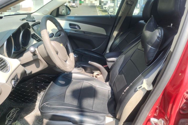 Used Chevrolet Cruze 2015 1.5L Classic SE MT Left Front Seat
