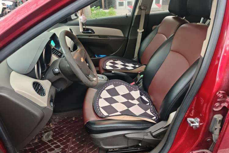 Used Chevrolet Cruze 2015 1.5L Classic SE AT Left Front Seat