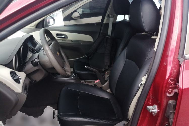 Used Chevrolet Cruze 2015 1.5L Classic SE AT Left Front Seat