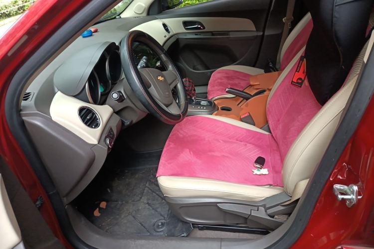 Used Chevrolet Cruze 2015 1.5L Classic SE AT Left Front Seat