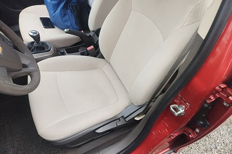 Used Chevrolet Cruze 2015 1.5L Classic SL MT Left Front Seat