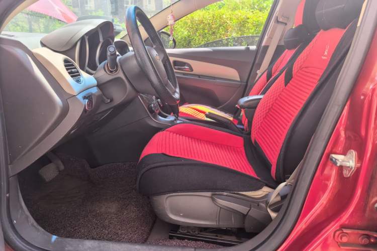 Used Chevrolet Cruze 2015 1.5L Classic SE AT Left Front Seat
