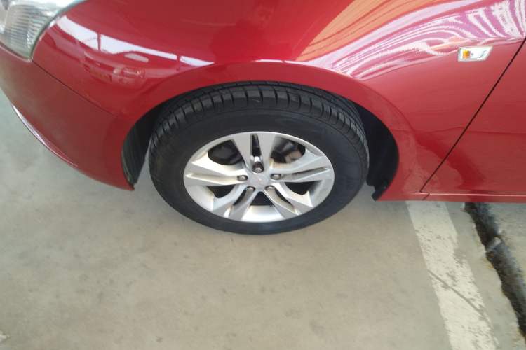 Used Chevrolet Cruze 2015 1.5L Classic SE AT Left Front Wheel Hub