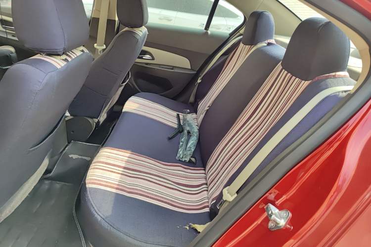 Used Chevrolet Cruze 2015 1.5L Classic SE MT Left Rear Seat