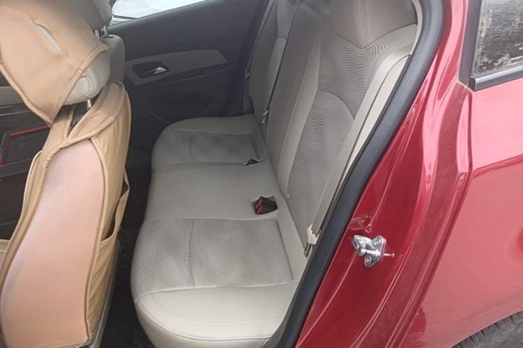 Used Chevrolet Cruze 2015 1.5L Classic SE AT Left Rear Seat