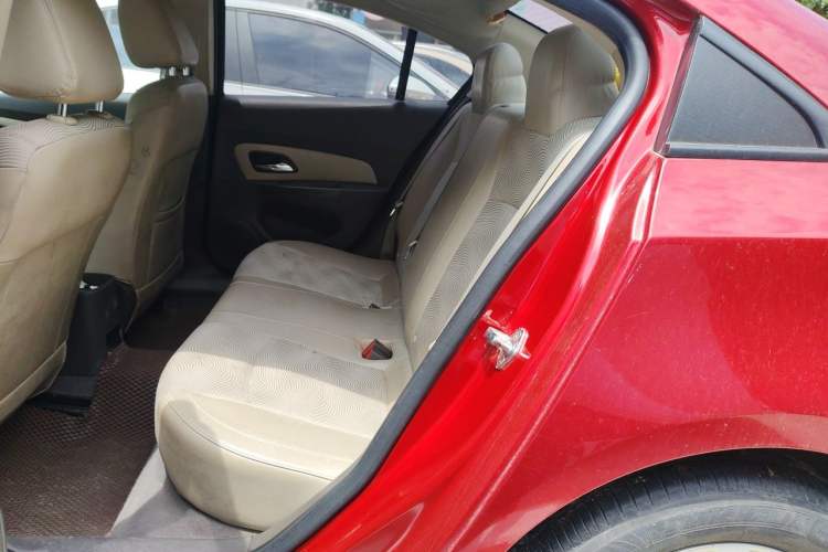 Used Chevrolet Cruze 2015 1.5L Classic SE AT Left Rear Seat