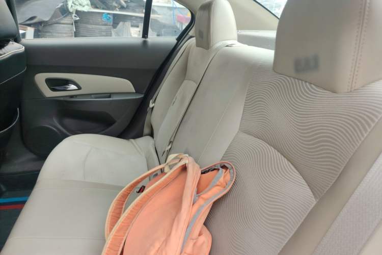 Used Chevrolet Cruze 2015 1.5L Classic SE MT Left Rear Seat