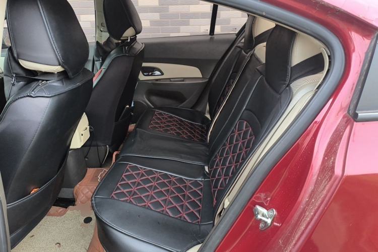 Used Chevrolet Cruze 2015 1.5L Classic SE MT Left Rear Seat