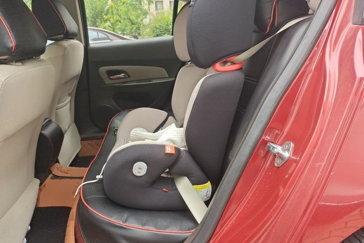 Used Chevrolet Cruze 2015 1.5L Classic SE MT Left Rear Seat