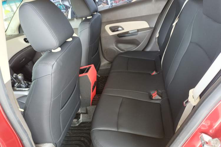 Used Chevrolet Cruze 2015 1.5L Classic SL MT Left Rear Seat