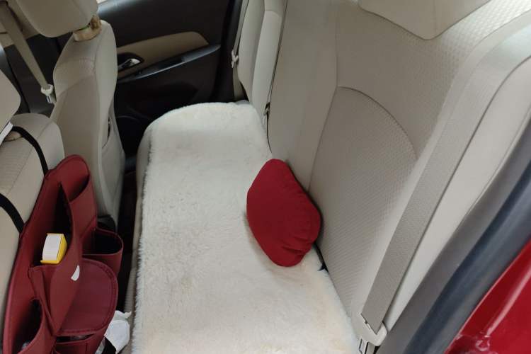 Used Chevrolet Cruze 2015 1.5L Classic SL MT Left Rear Seat