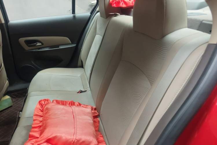 Used Chevrolet Cruze 2015 1.5L Classic SE AT Left Rear Seat