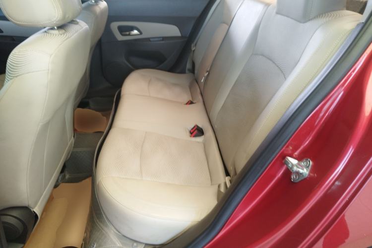 Used Chevrolet Cruze 2015 1.5L Classic SE AT Left Rear Seat