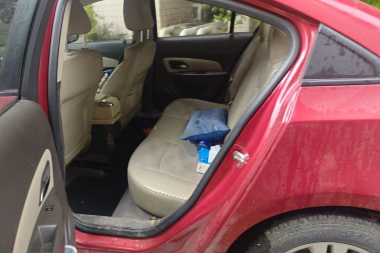 Used Chevrolet Cruze 2015 1.5L Classic SE MT Left Rear Seat