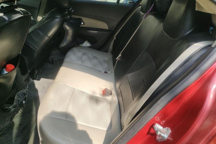 Used Chevrolet Cruze 2015 1.5L Classic SE MT Left Rear Seat