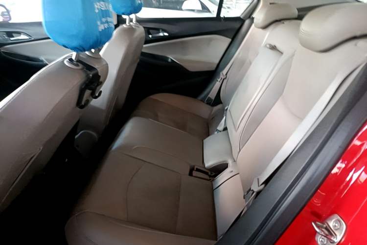 Used Chevrolet Cruze 2015 1.5L Automatic Luxury Edition Left Rear Seat