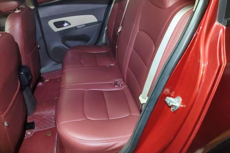 Used Chevrolet Cruze 2015 1.5L Classic SE AT Left Rear Seat