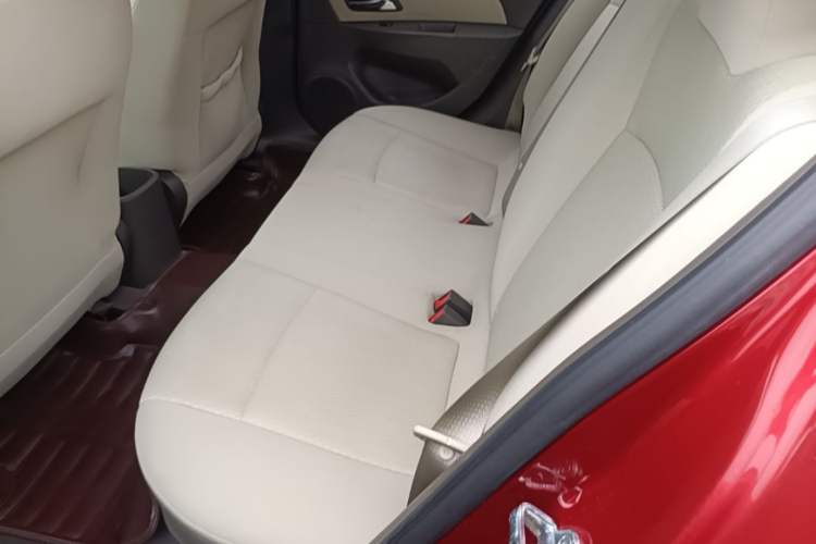 Used Chevrolet Cruze 2015 1.5L Classic SL MT Left Rear Seat