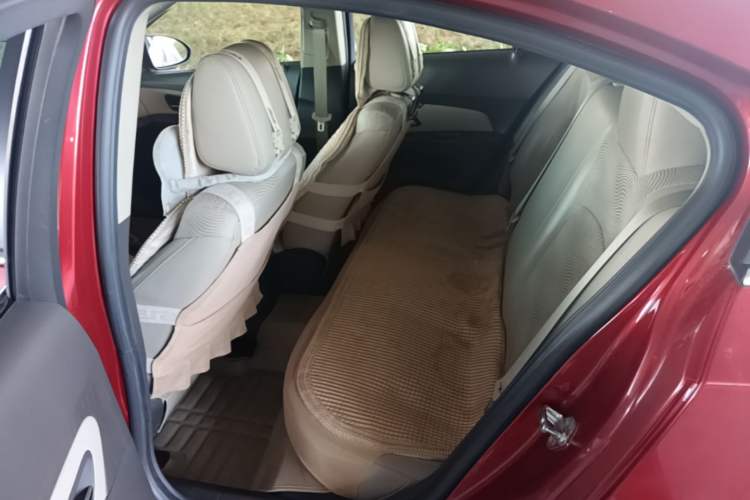 Used Chevrolet Cruze 2015 1.5L Classic SE AT Left Rear Seat