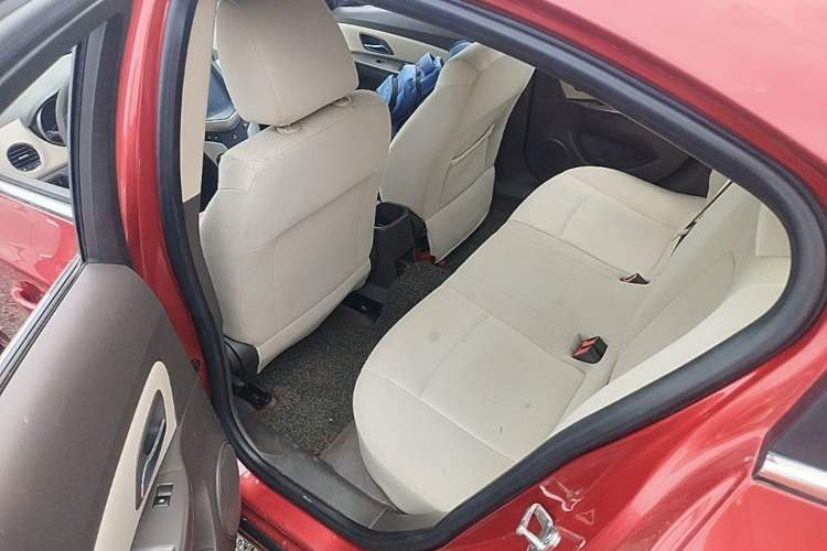 Used Chevrolet Cruze 2015 1.5L Classic SL MT Left Rear Seat