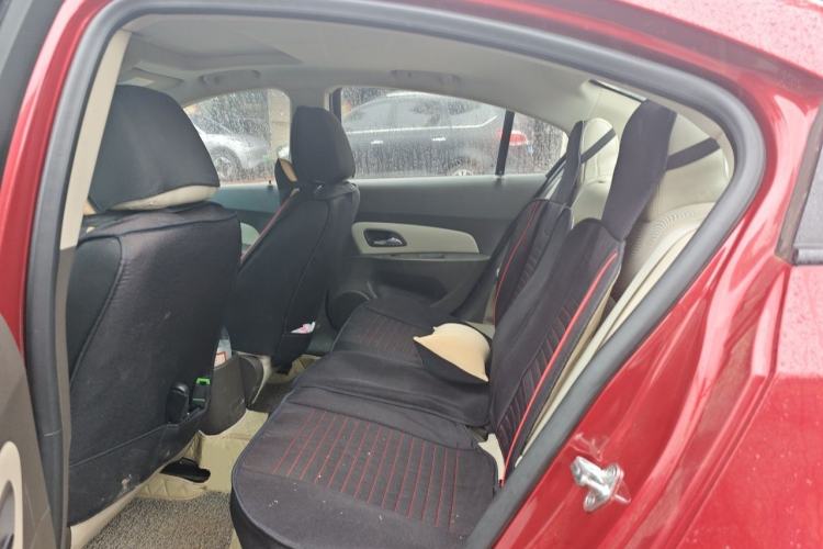 Used Chevrolet Cruze 2015 1.5L Classic SE MT Left Rear Seat