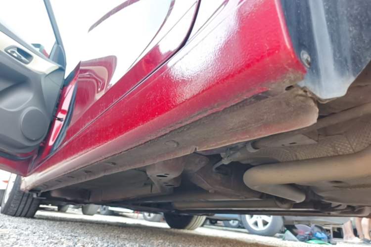 Used Chevrolet Cruze 2015 1.5L Classic SL MT Left Side Sill
