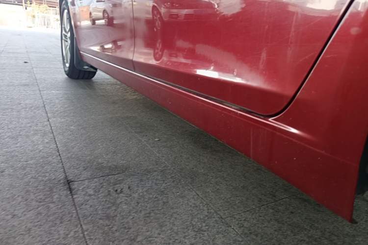 Used Chevrolet Cruze 2015 1.5L Classic SE AT Left Side Sill