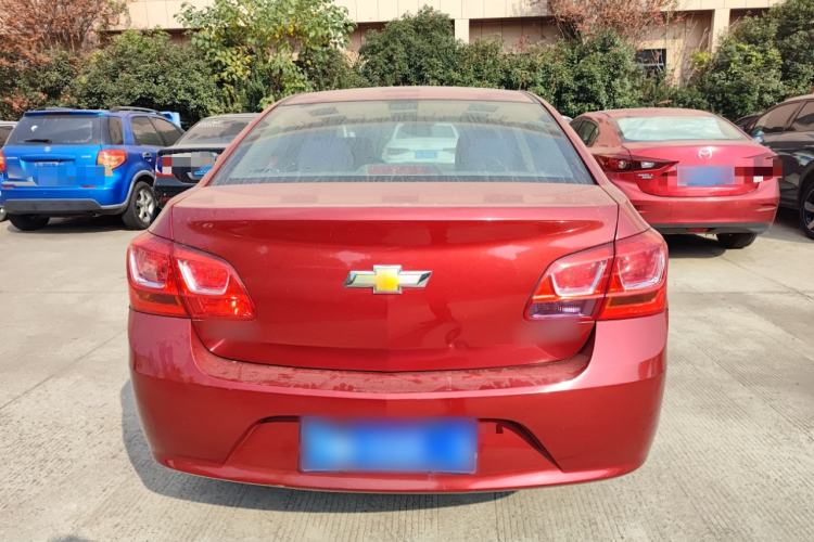Used Chevrolet Cruze 2015 1.5L Classic SE MT Rear