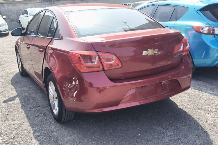 Used Chevrolet Cruze 2015 1.5L Classic SE MT Rear Left 45 Deg
