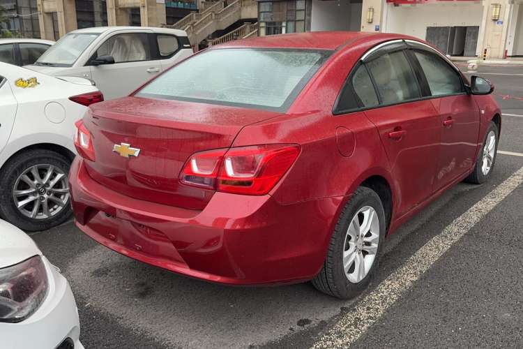 Used Chevrolet Cruze 2015 1.5L Classic SE MT Rear Right 45 Deg