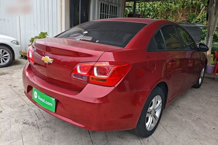 Used Chevrolet Cruze 2015 1.5L Classic SE MT Rear Right 45 Deg